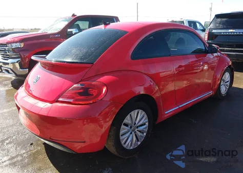 2016 Volkswagen Beetle 1.8T Se z USA, uszkodzony, nr VIN 3VWJ07AT5GM603875